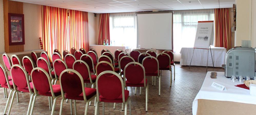 Campanile Saumur Facilidades foto